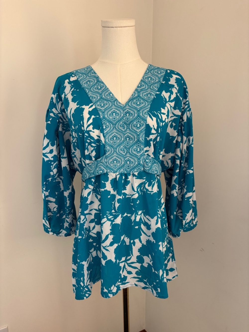 George Teal & White V-Neck Floral Print Tunic